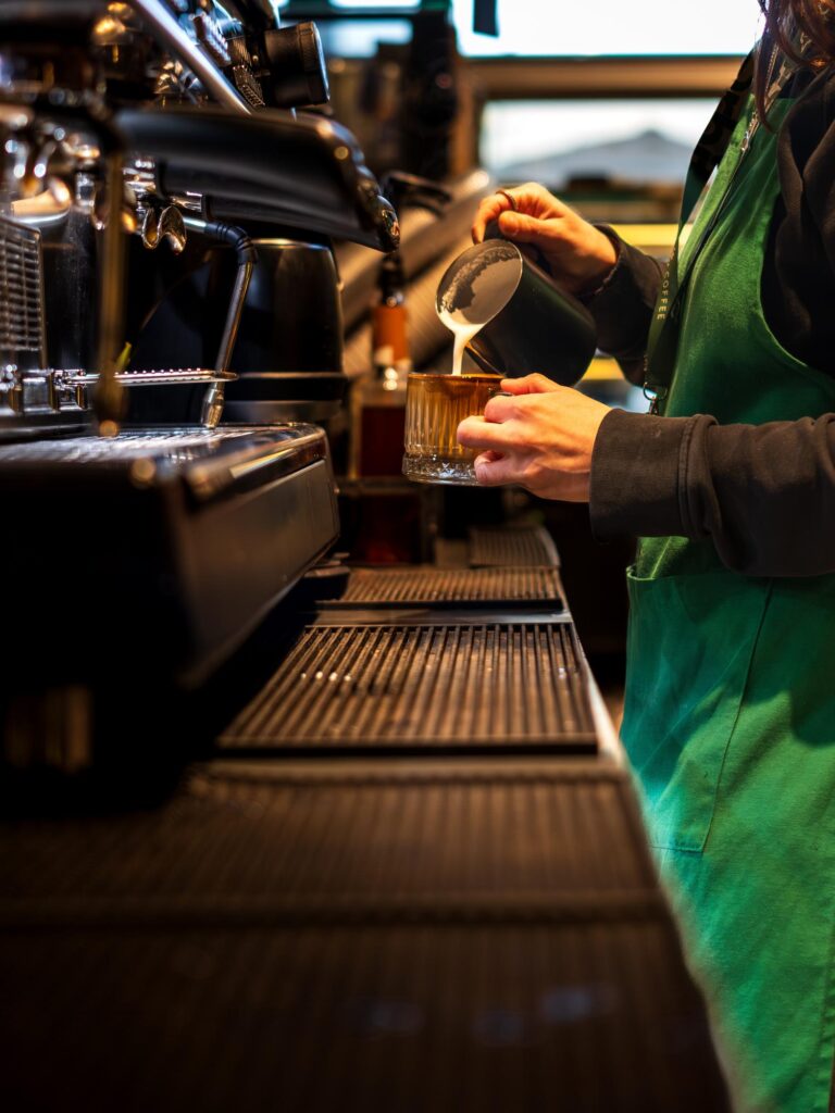 Jelajahi Dunia Kopi Bersama Jangkar Cafe